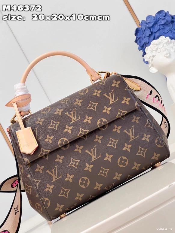 WIS BB CHANELUNY VUITTON LOUIS 1116